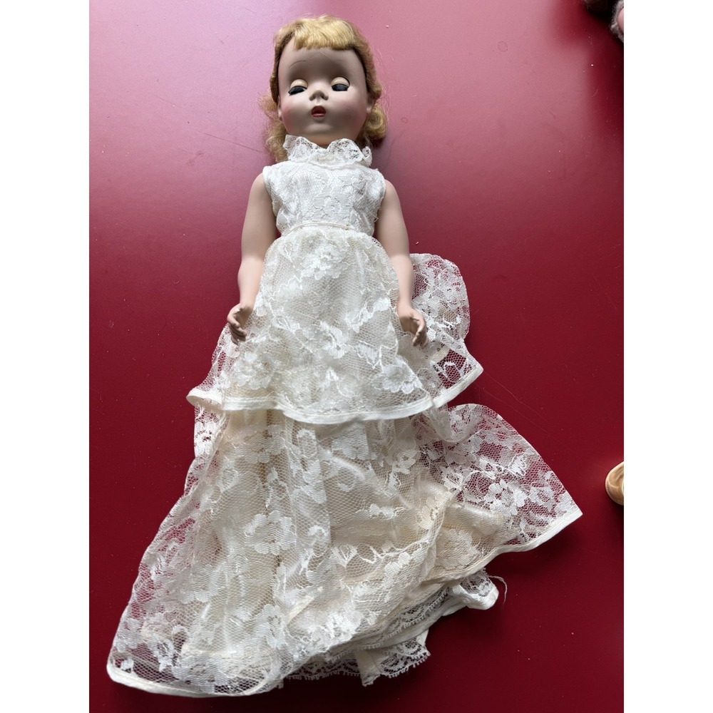 Vintage Doll 16" Madame Alexander Maggie Plastic